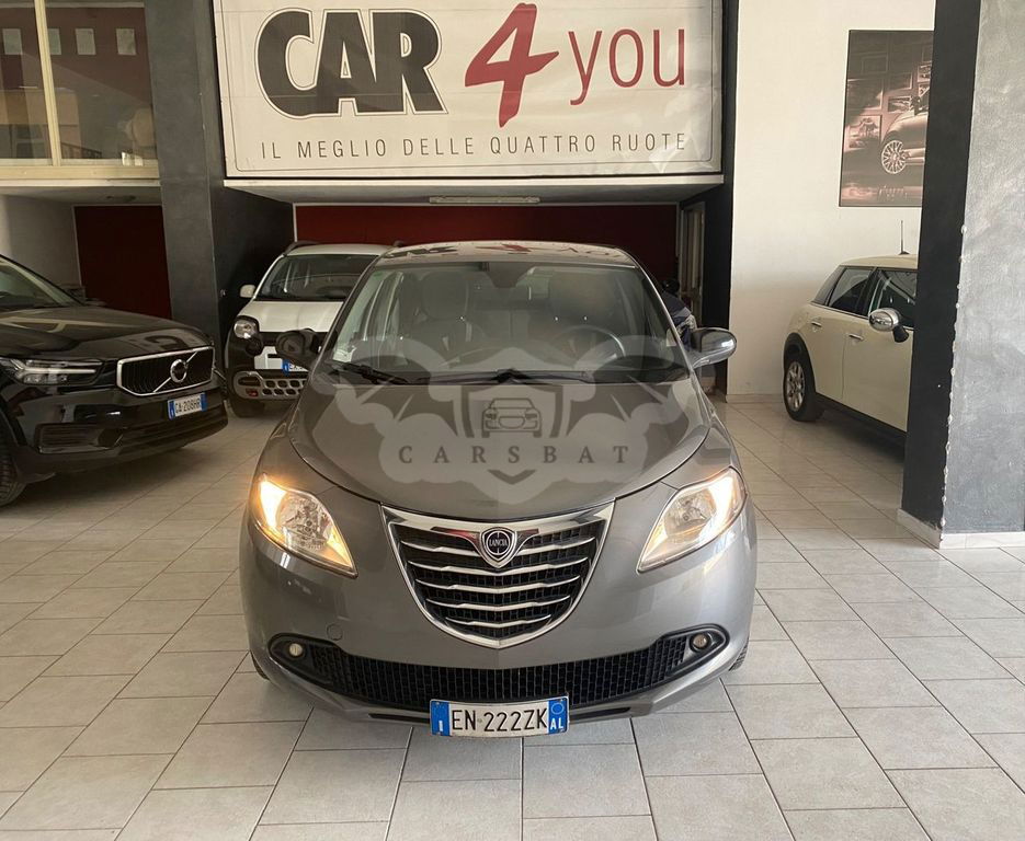 Lancia Ypsilon 2012