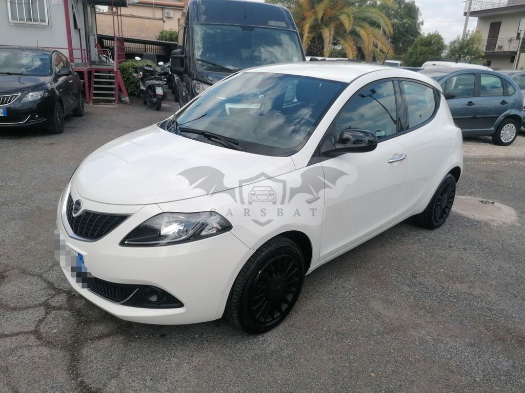 Lancia Ypsilon 2022