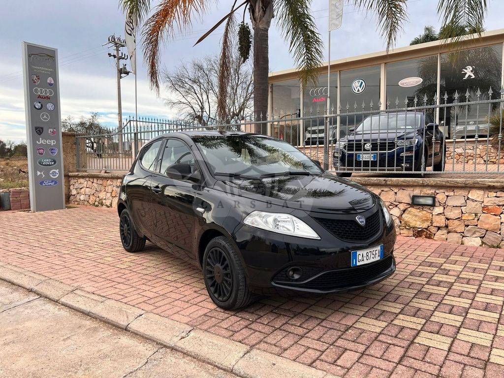 Lancia Ypsilon 2020