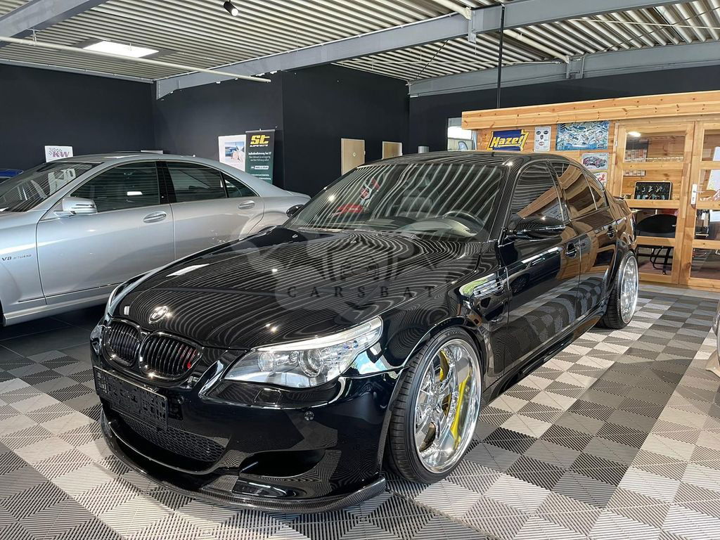 BMW M5 2006