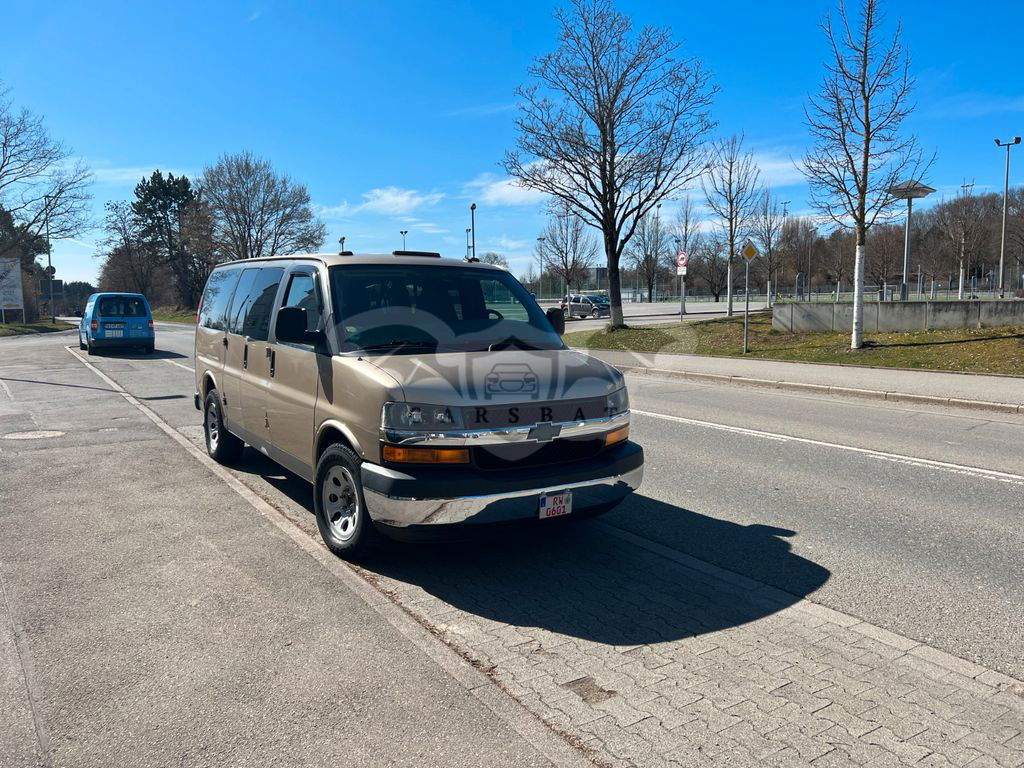 Chevrolet Express 2011