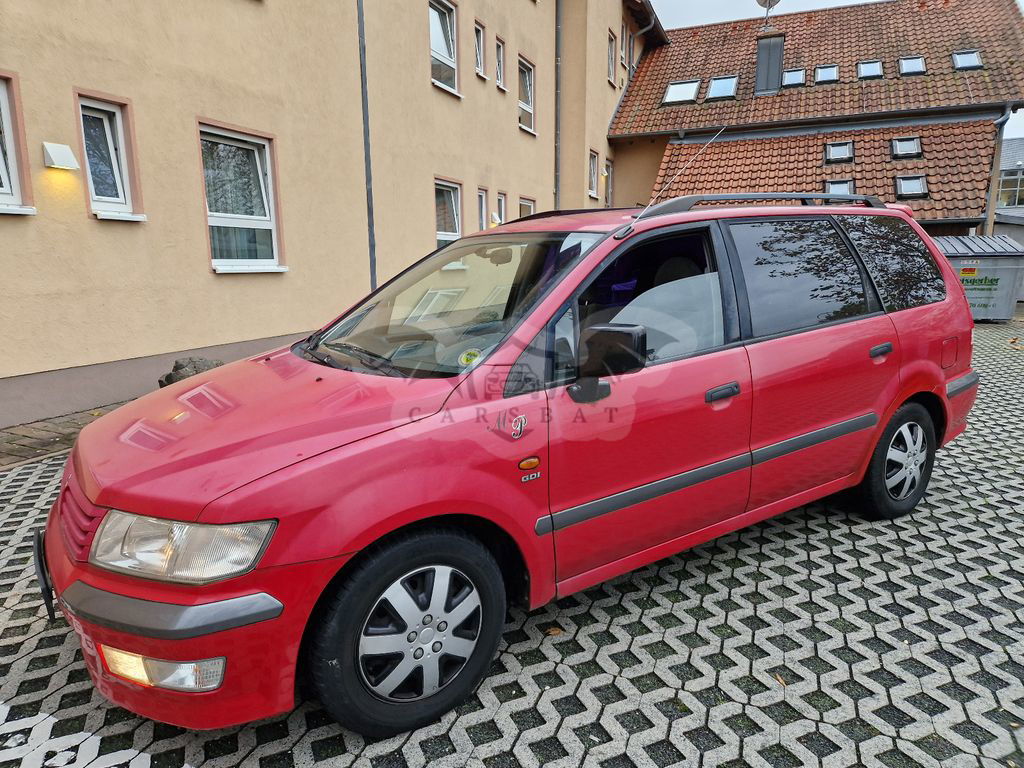 Mitsubishi Space Wagon 1999