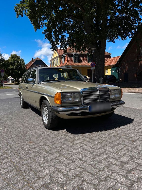 Mercedes-Benz E 230 1984