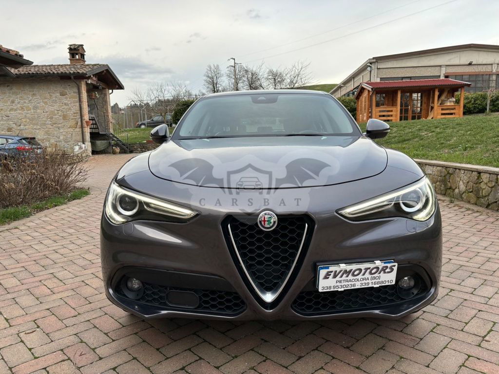 Alfa Romeo Stelvio 2017