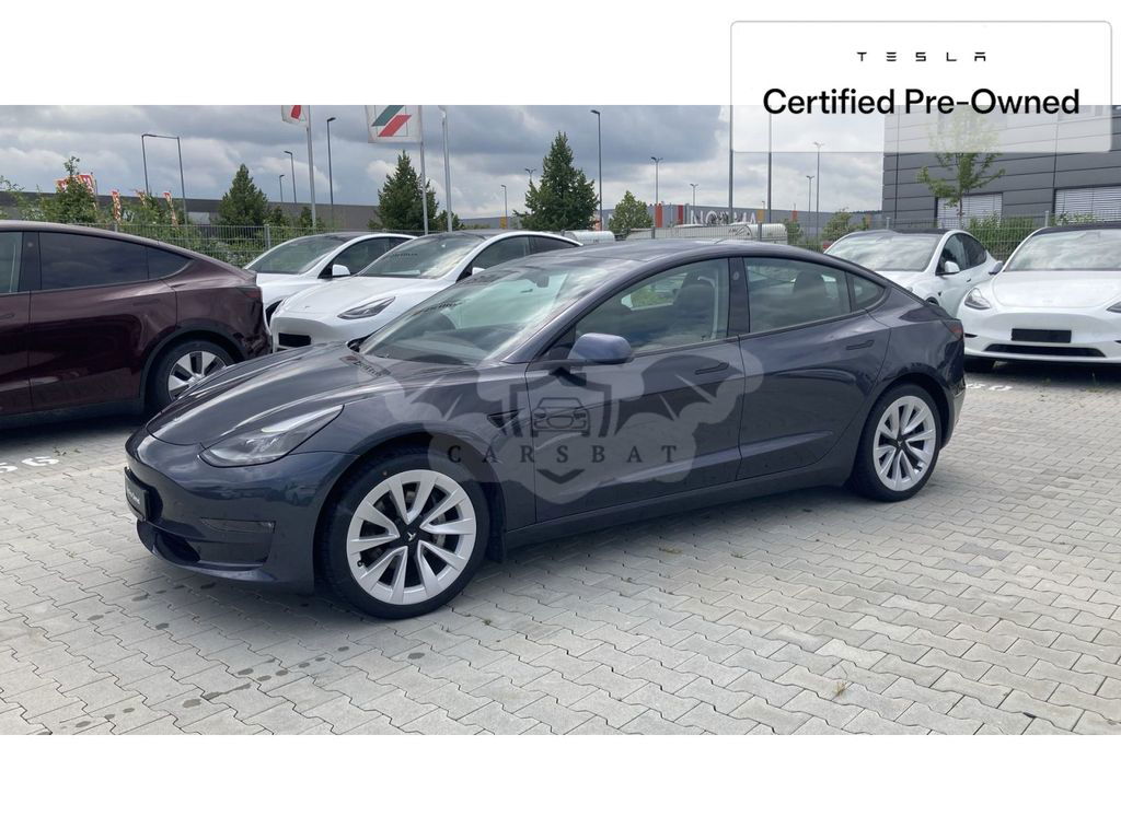 Tesla Model 3 2021