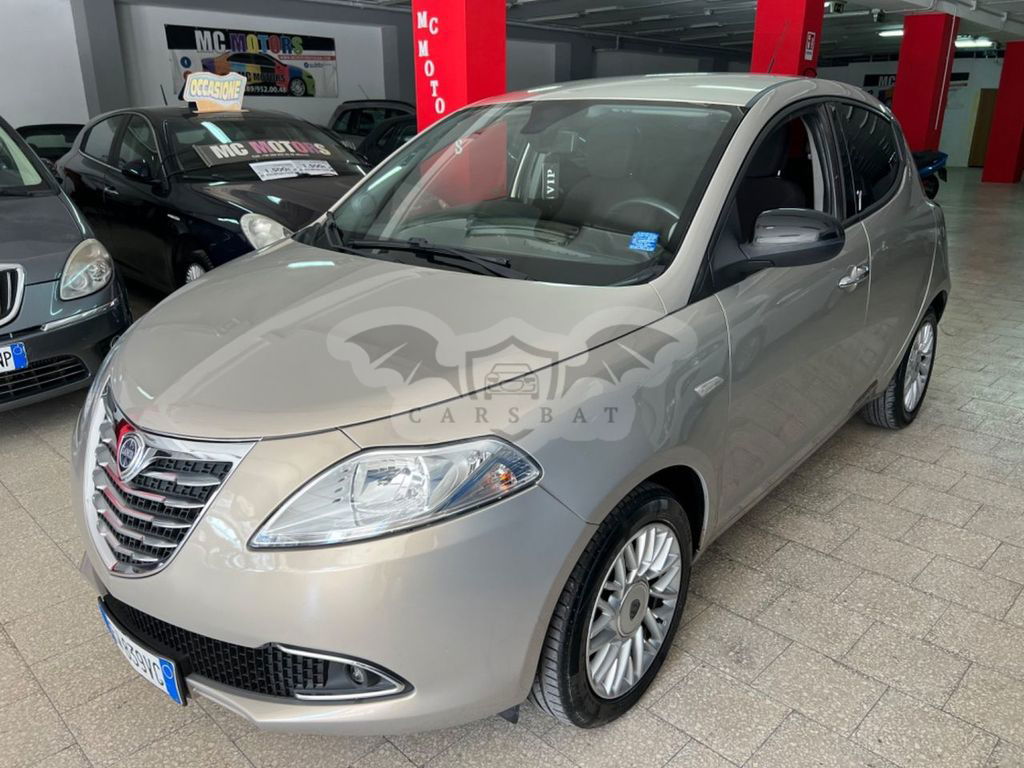 Lancia Ypsilon 2014