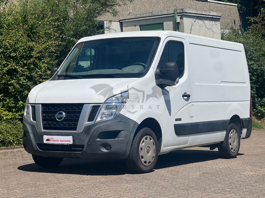 Nissan NV400 2011