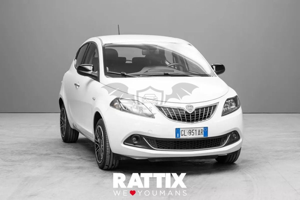 Lancia Ypsilon 2022