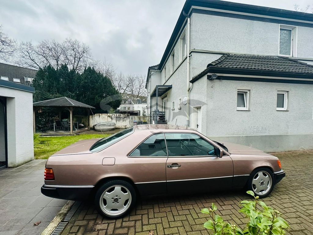Mercedes-Benz CE 320 1993