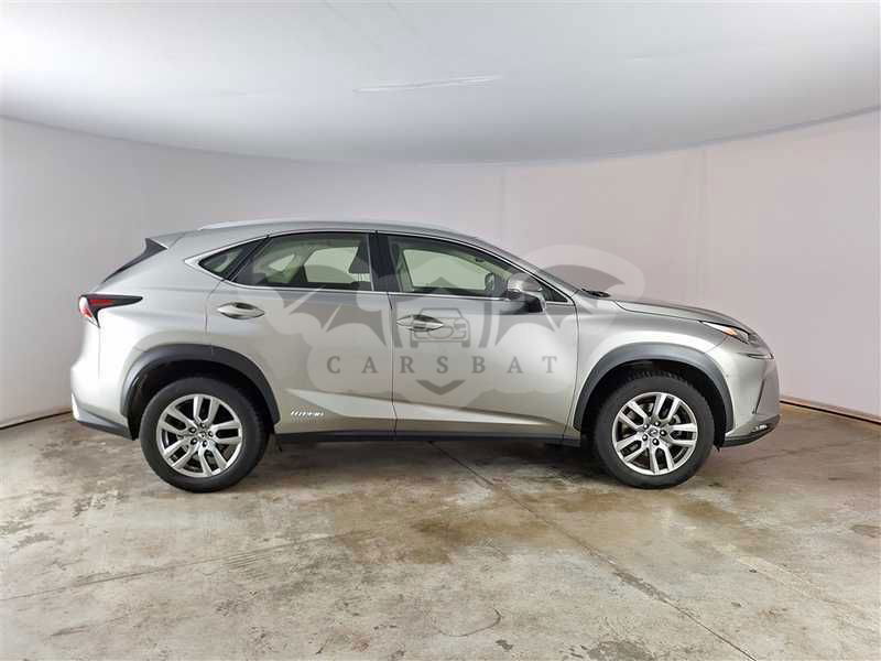 Lexus NX 2020