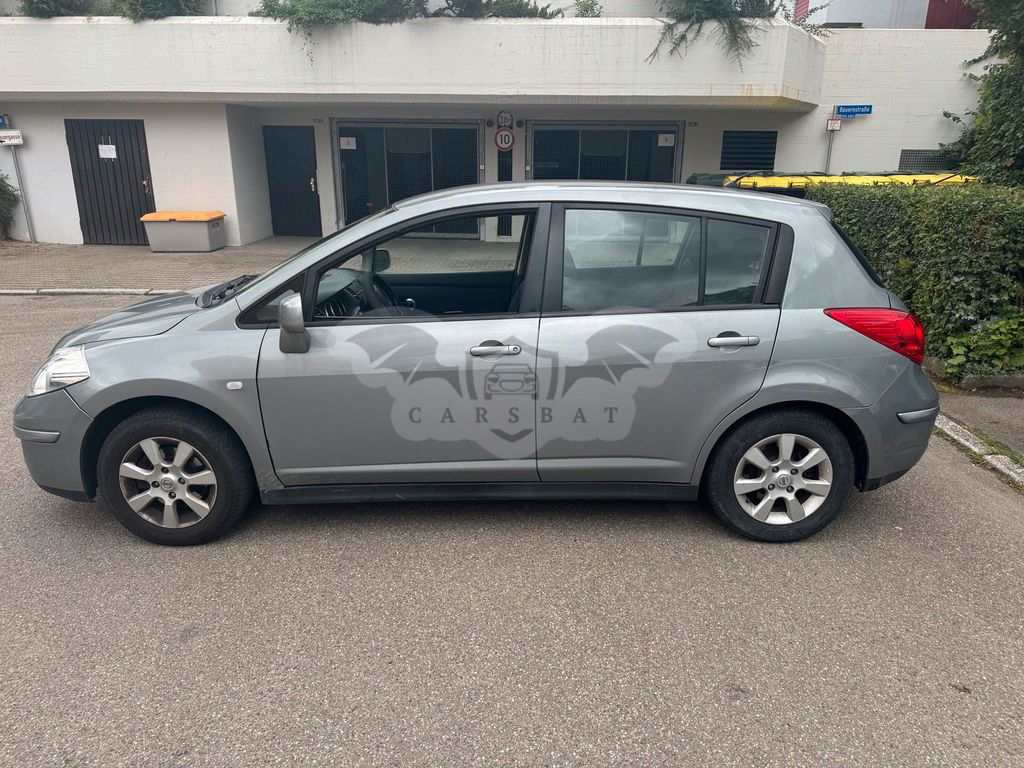 Nissan Tiida 2009