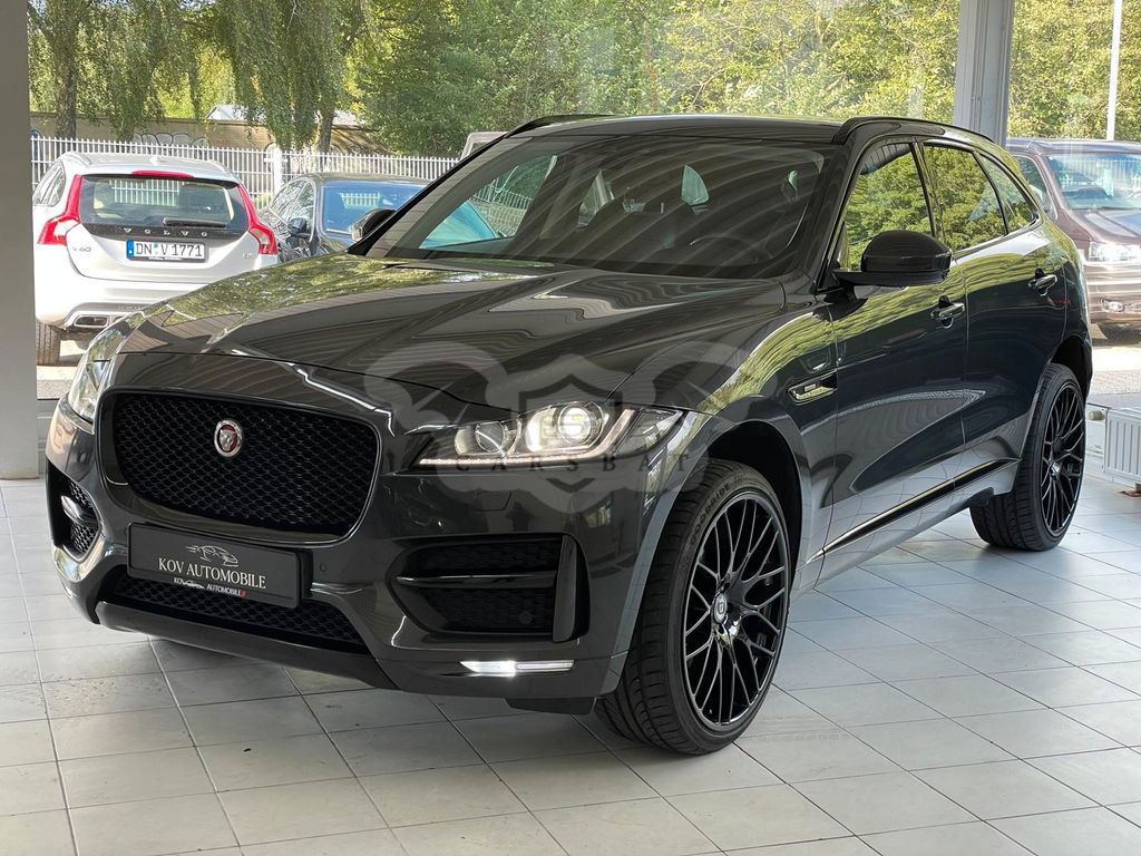 Jaguar F-Pace 2016
