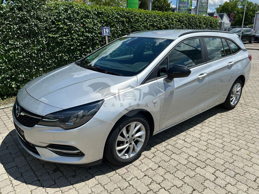 Opel Astra 2021