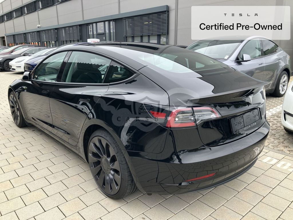 Tesla Model 3 2021