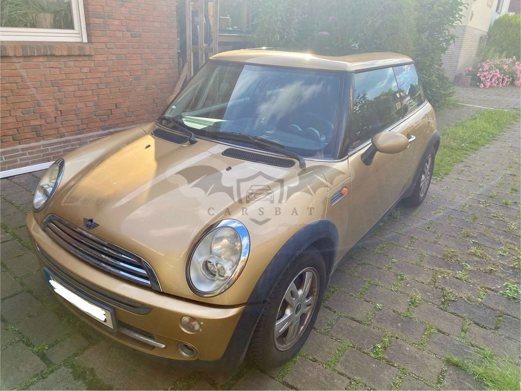 Mini One 2004