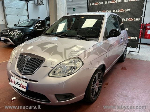 Lancia Ypsilon 2011