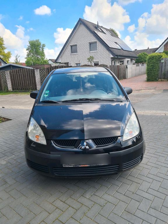 Mitsubishi Colt 2004
