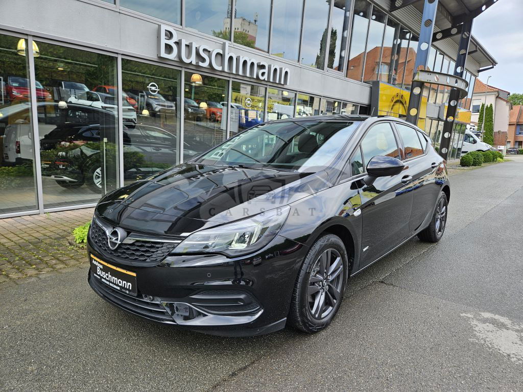 Opel Astra 2021