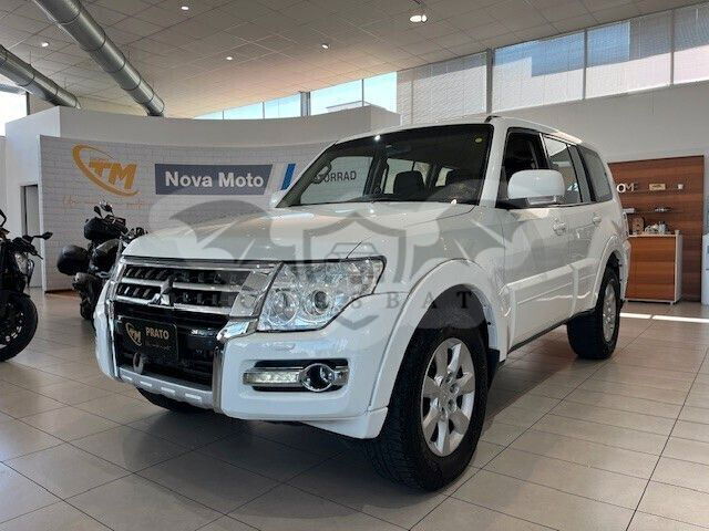 Mitsubishi Pajero 2016