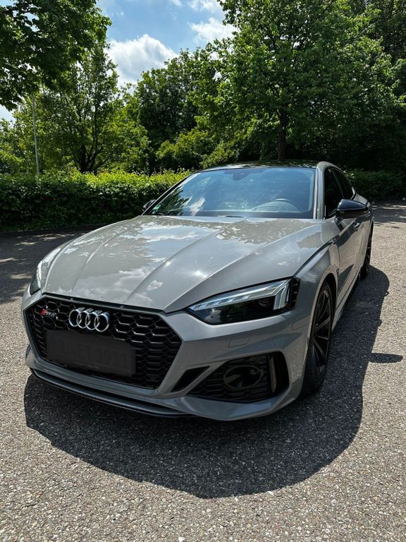 Audi RS5 2021