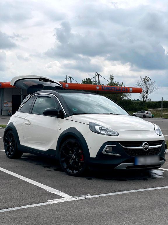 Opel Adam 2016