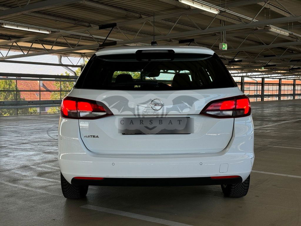 Opel Astra 2021