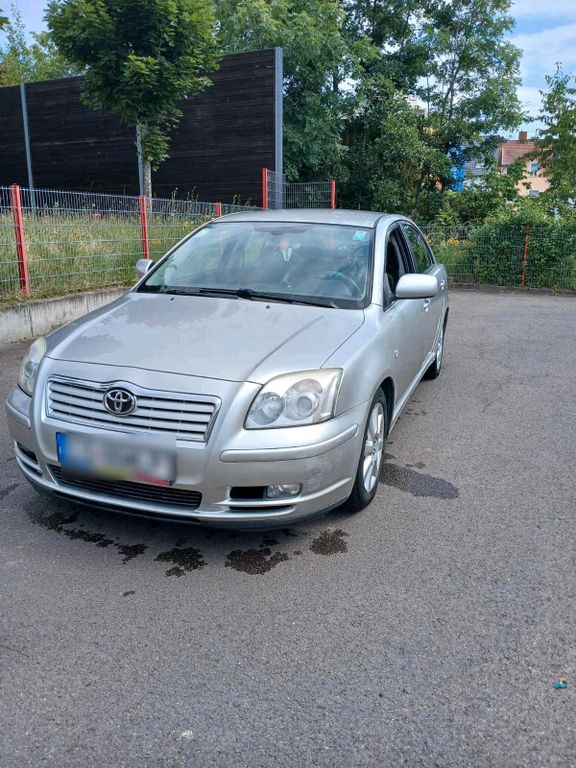Toyota Avensis 2023