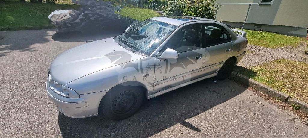 Mitsubishi Carisma 2003