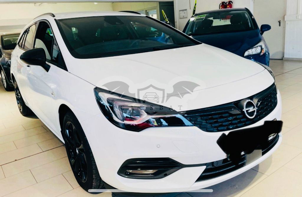 Opel Astra 2021