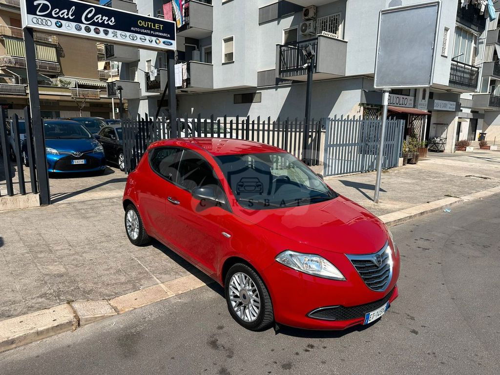 Lancia Ypsilon 2014