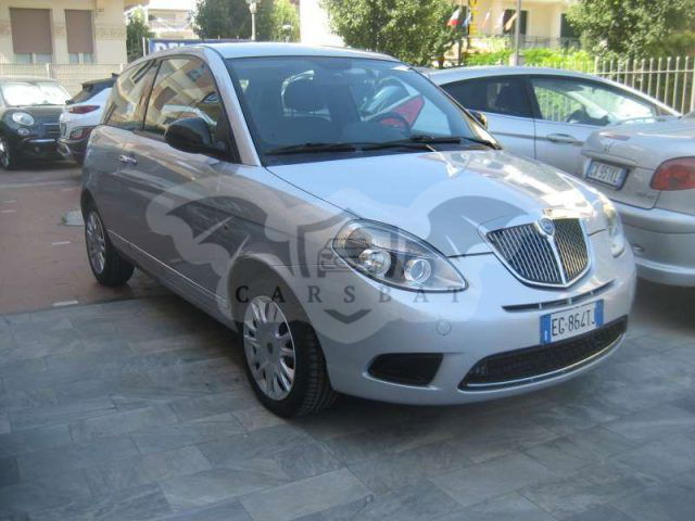 Lancia Ypsilon 2011