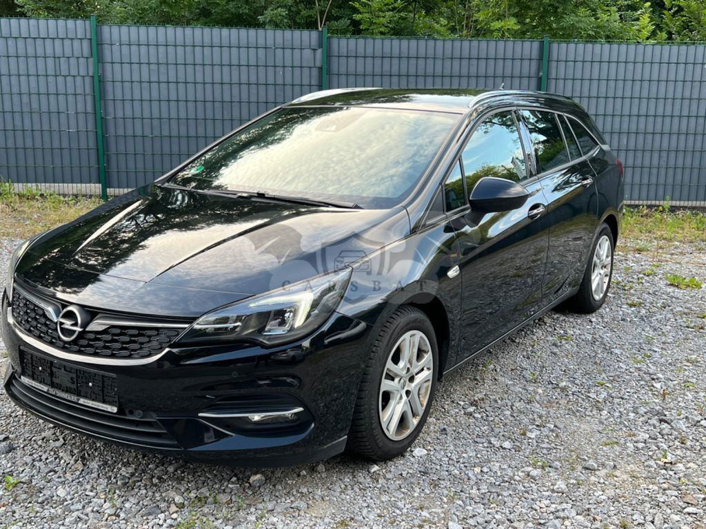 Opel Astra 2021