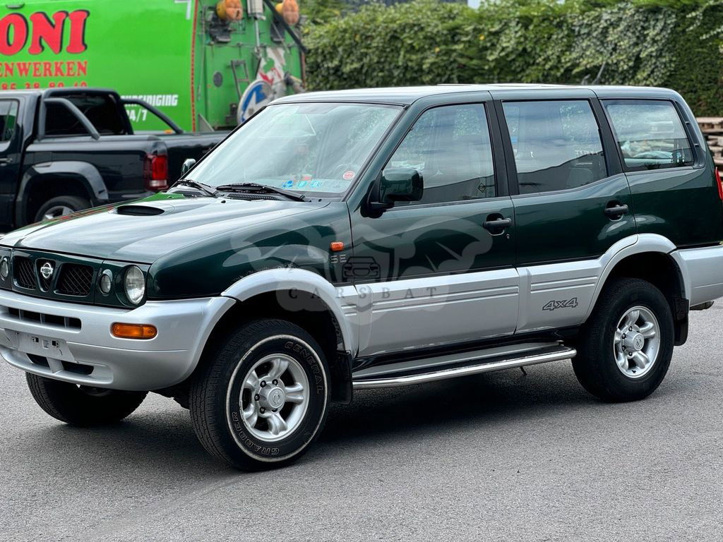 Nissan Terrano 1998