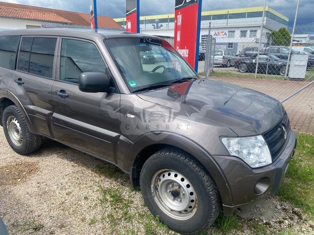Mitsubishi Pajero 2010