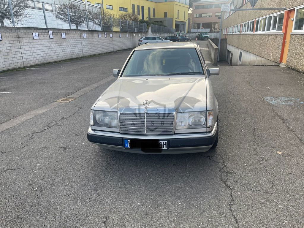 Mercedes-Benz 250 1992