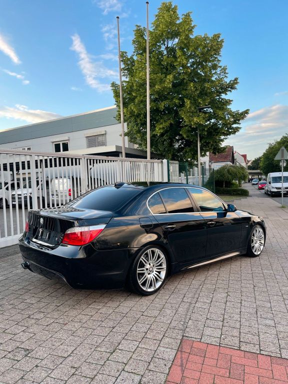BMW M5 2003