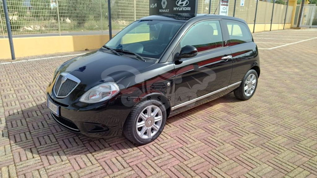 Lancia Ypsilon 2010