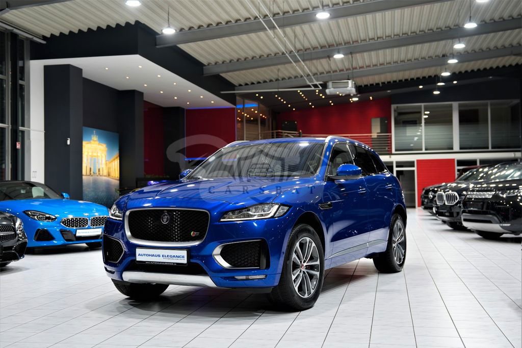 Jaguar F-Pace 2016