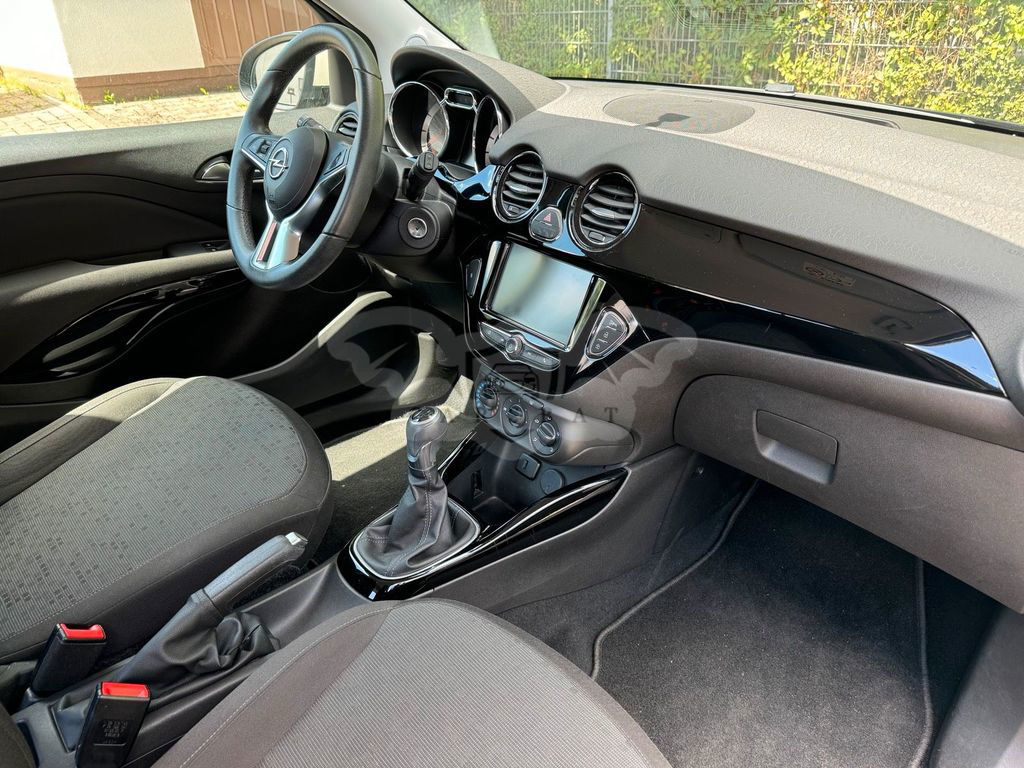 Opel Adam 2016