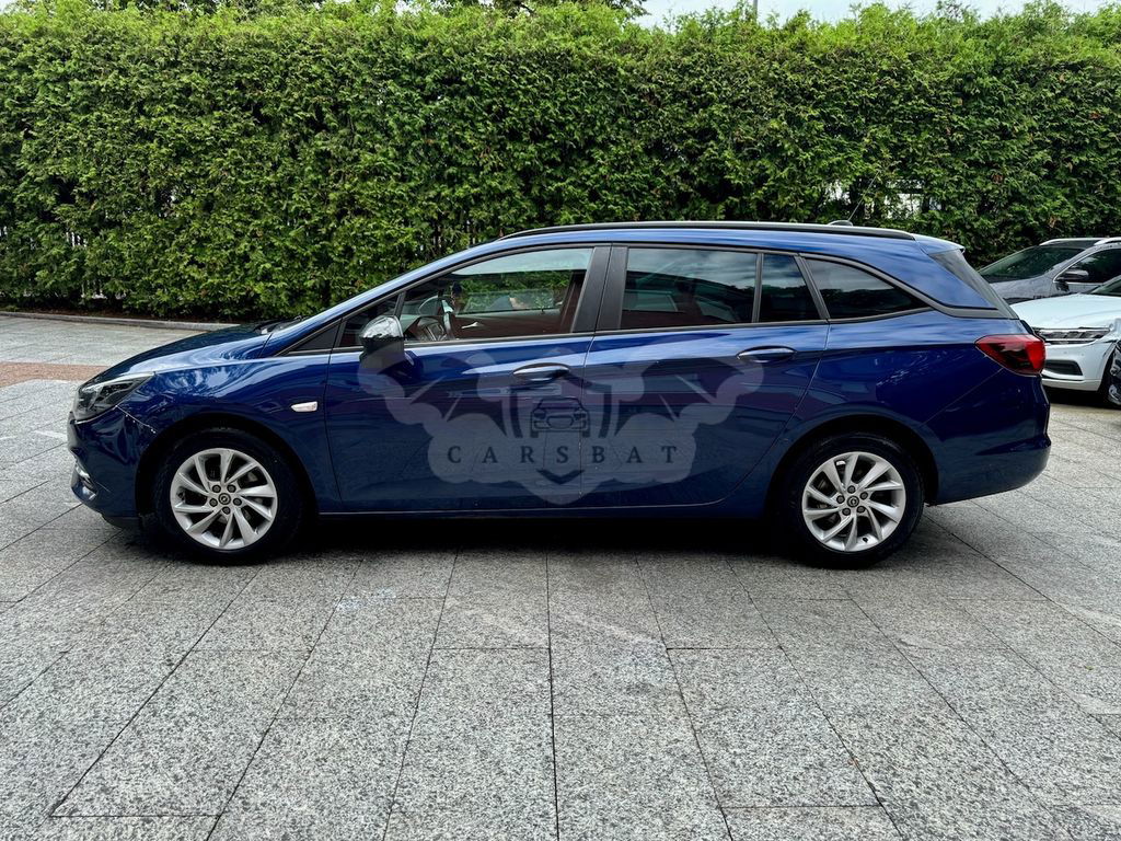 Opel Astra 2021