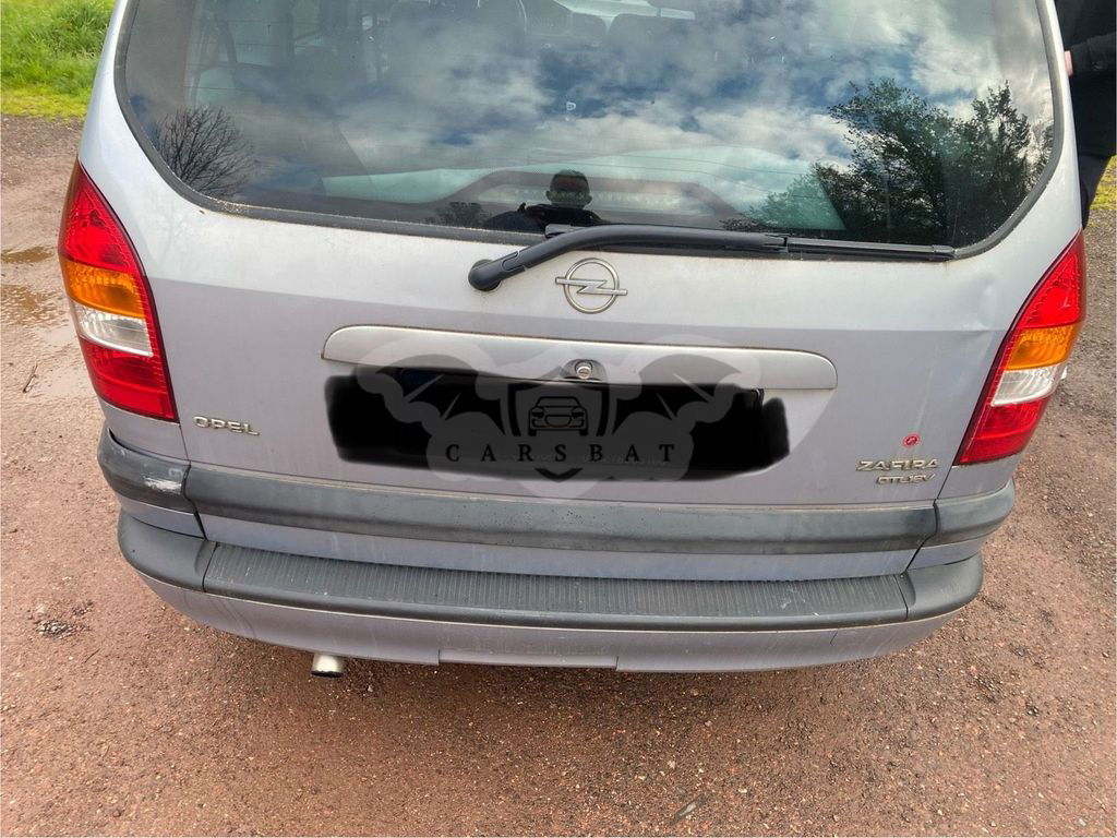 Opel Zafira 2021