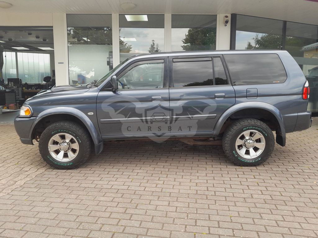 Mitsubishi Pajero 2006