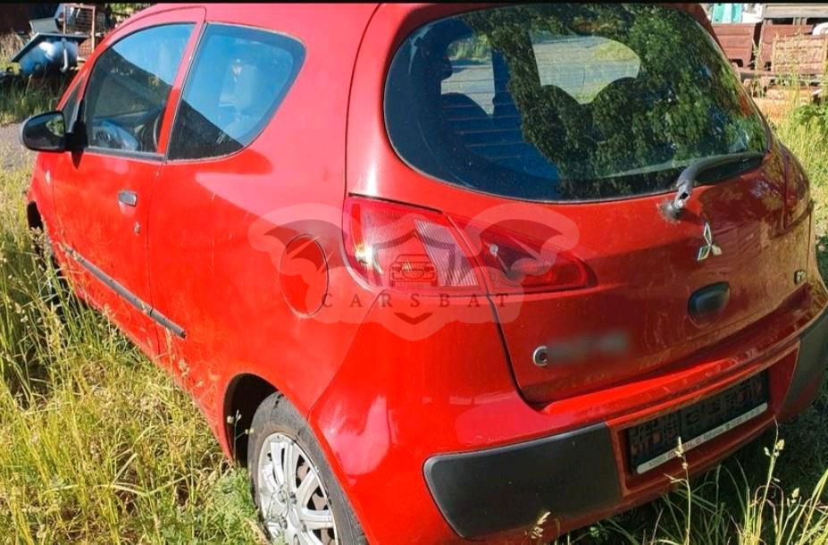 Mitsubishi Colt 2004