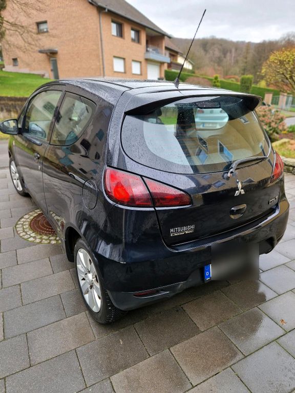 Mitsubishi Colt 2010