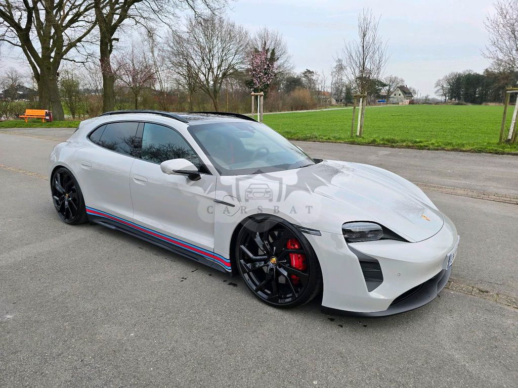 Porsche Taycan 2023