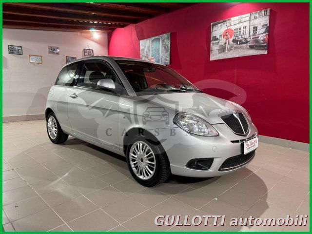 Lancia Ypsilon 2010