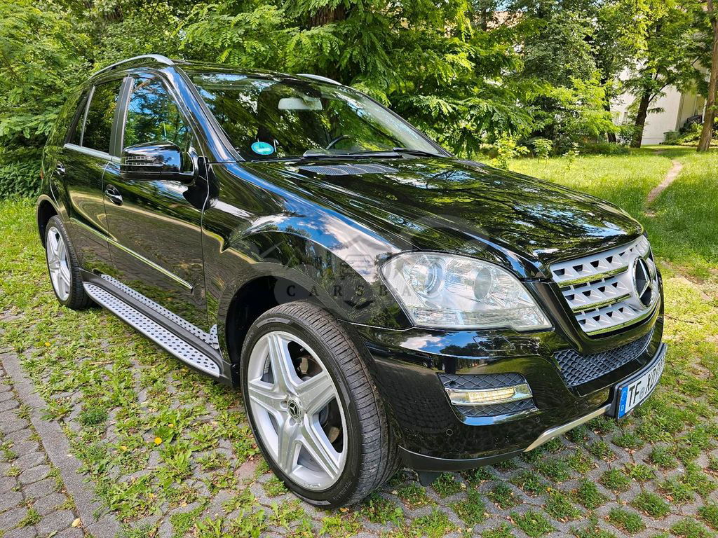 Mercedes-Benz 350 2011