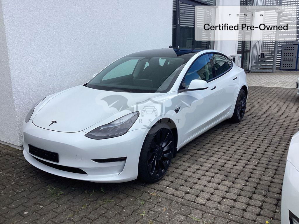 Tesla Model 3 2022