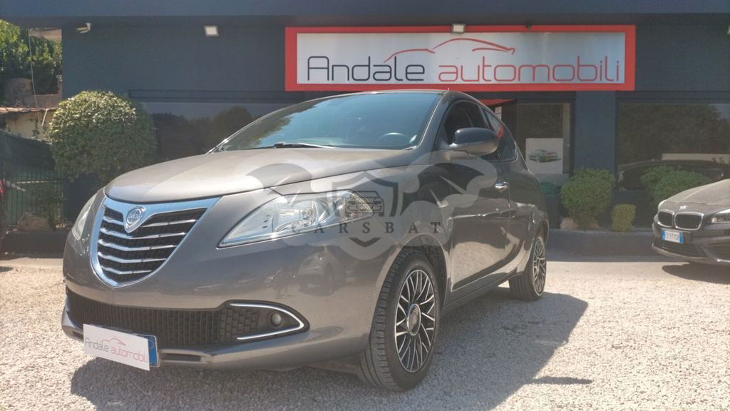 Lancia Ypsilon 2015