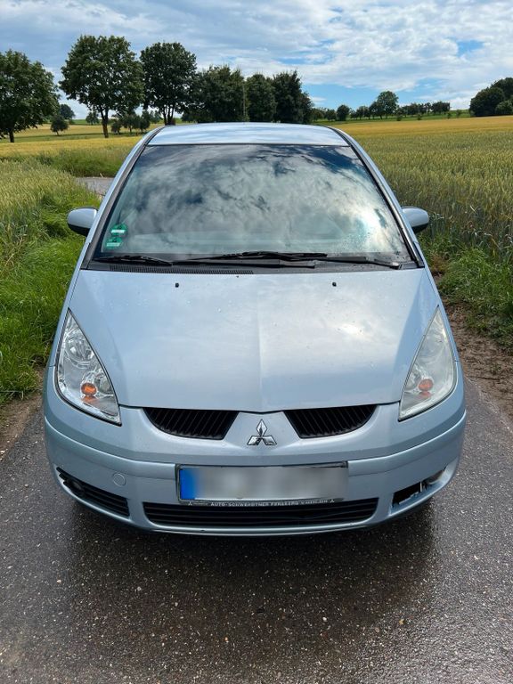 Mitsubishi Colt 2004